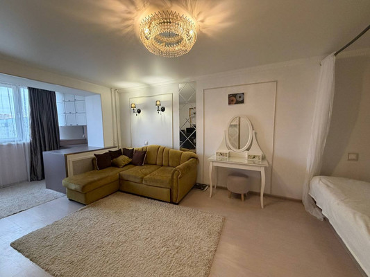 Продам однокомнатную (1-комн.) квартиру, Ямашева пр-кт, 69, Казань г