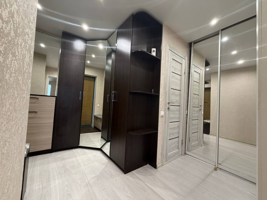 Продам однокомнатную (1-комн.) квартиру, Ямашева пр-кт, 69, Казань г