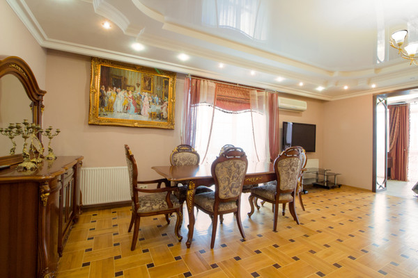 Сдам многокомнатную квартиру, 20-летия ВЛКСМ ул, 54А, Воронеж г