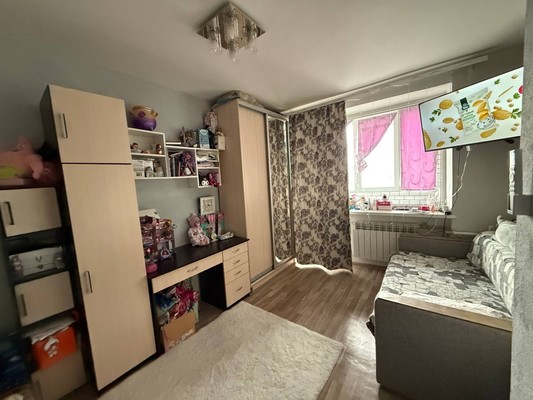 Продам однокомнатную (1-комн.) квартиру, Миллера Ж.А. ул, 58а, Симферополь г