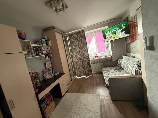 Продам однокомнатную (1-комн.) квартиру, Миллера Ж.А. ул, 58а, Симферополь г