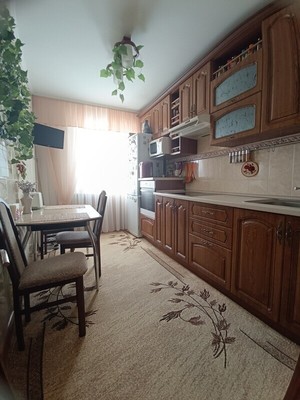 Продам трехкомнатную (3-комн.) квартиру, Шумакова ул, 52, Барнаул г