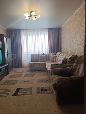 Продам трехкомнатную (3-комн.) квартиру, Шумакова ул, 52, Барнаул г