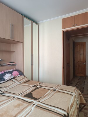 Продам трехкомнатную (3-комн.) квартиру, Шумакова ул, 52, Барнаул г