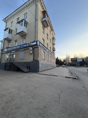 Продам трехкомнатную (3-комн.) квартиру, Губкина ул, 27, Октябрьский г