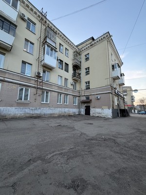 Продам трехкомнатную (3-комн.) квартиру, Губкина ул, 27, Октябрьский г