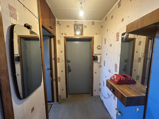 Продам двухкомнатную (2-комн.) квартиру, Генерала Симоняка ул, 8к2, Санкт-Петербург г