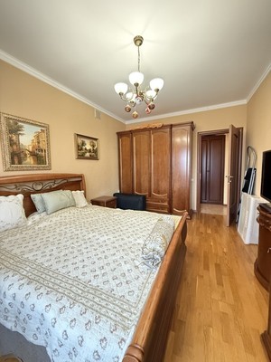 Продам двухкомнатную (2-комн.) квартиру, Трофимова ул, 31, Москва г