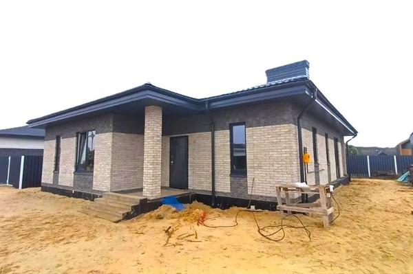 Продам дом, Озерный п, 0 км от города