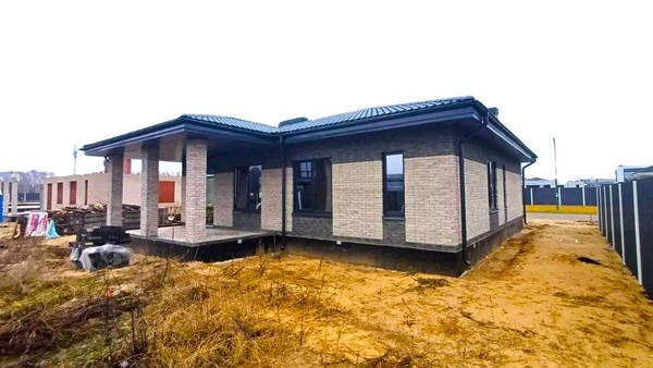 Продам дом, Озерный п, 0 км от города