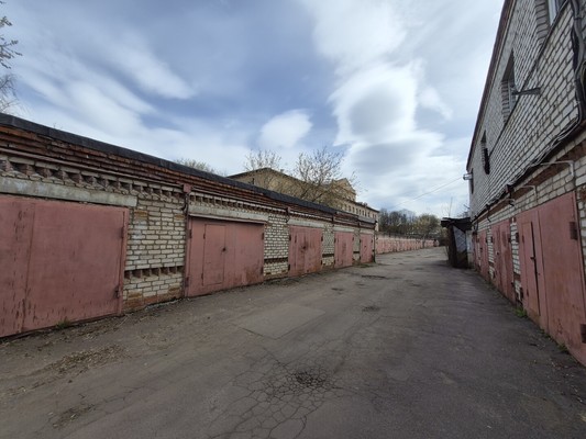 Продам гараж 40 м2, Институтский (Юбилейный мкр) проезд, 8, Королев г