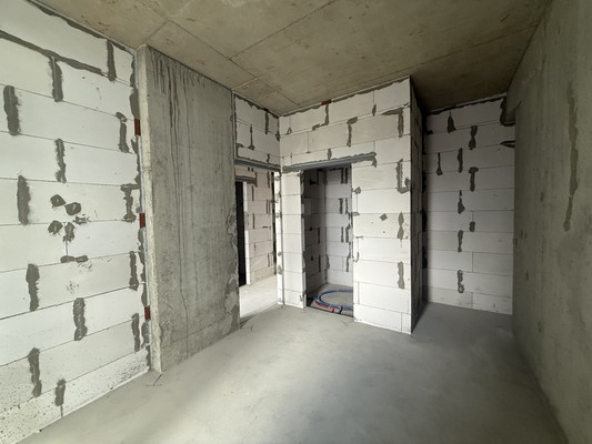 Продам трехкомнатную (3-комн.) квартиру, Караимская ул, 50, Симферополь г