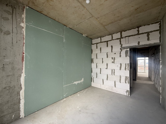 Продам трехкомнатную (3-комн.) квартиру, Караимская ул, 50, Симферополь г