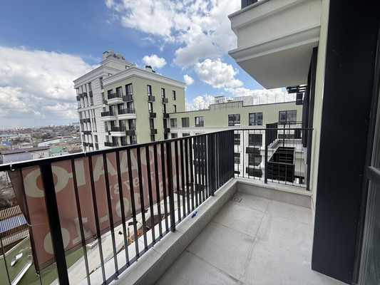 Продам трехкомнатную (3-комн.) квартиру, Караимская ул, 50, Симферополь г