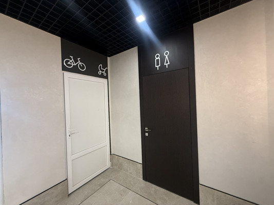 Продам трехкомнатную (3-комн.) квартиру, Караимская ул, 50, Симферополь г