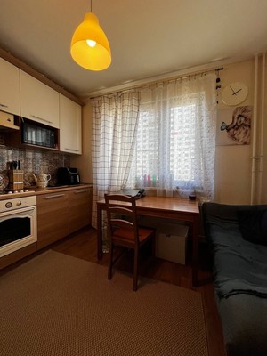 Продам однокомнатную (1-комн.) квартиру, Маршала Казакова ул, 84к1, Санкт-Петербург г