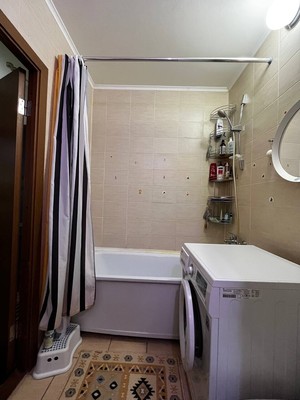 Продам однокомнатную (1-комн.) квартиру, Маршала Казакова ул, 84к1, Санкт-Петербург г
