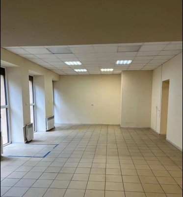 Продам коммерческое помещение 125 м2, З.Космодемьянской ул, 37, Калининград г