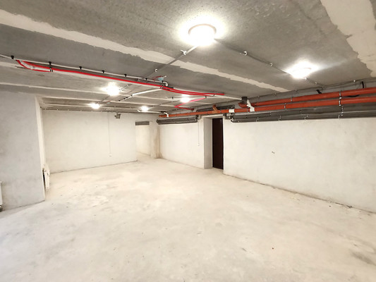 Продам коммерческое помещение 663,9 м2, Каштановая ул, 4, Гурьевск г