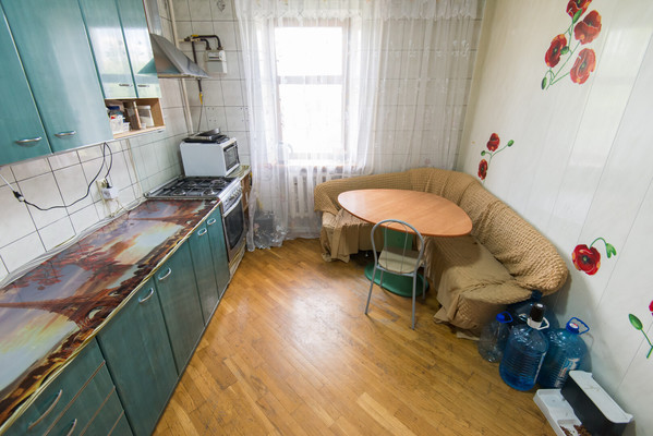 Продам двухкомнатную (2-комн.) квартиру, Темерницкая ул, 50, Ростов-на-Дону г