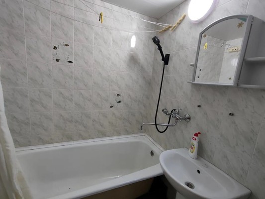 Продам двухкомнатную (2-комн.) квартиру, Королева пр-кт, 17, Ростов-на-Дону г