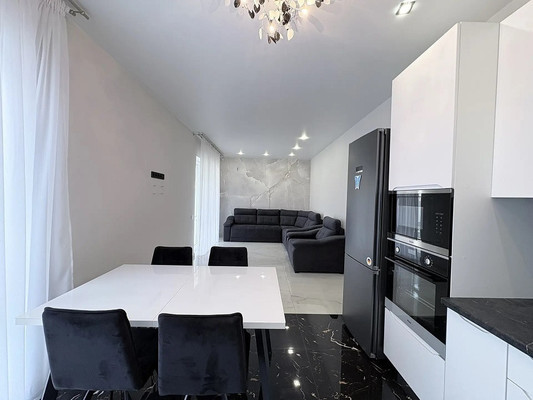 Продам дом, Есаульская ул, 129/1, Южный п, 0 км от города