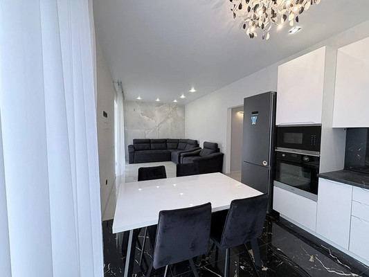 Продам дом, Есаульская ул, 129/1, Южный п, 0 км от города