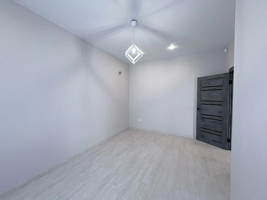 Продам дом, Есаульская ул, 129/1, Южный п, 0 км от города