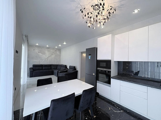 Продам дом, Есаульская ул, 129/1, Южный п, 0 км от города