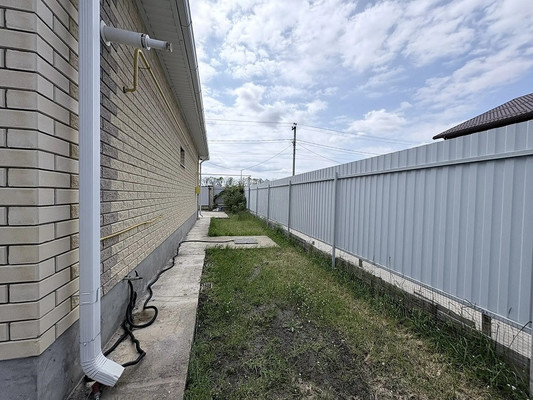 Продам дом, Есаульская ул, 129/1, Южный п, 0 км от города