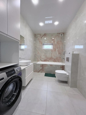 Продам дом, Есаульская ул, 129/1, Южный п, 0 км от города