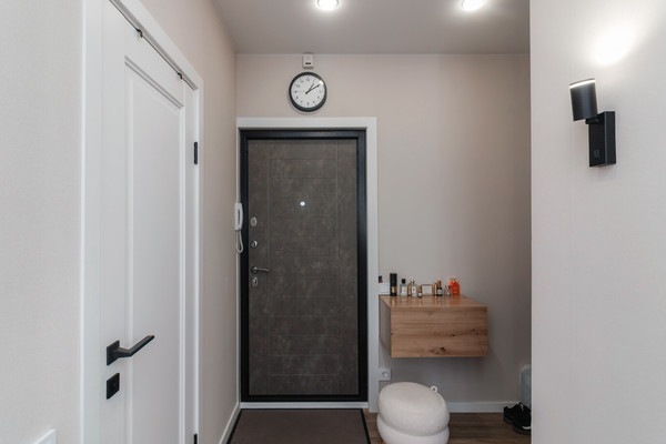 Продам однокомнатную (1-комн.) квартиру, Самаровская ул, 6к2, Ханты-Мансийск г