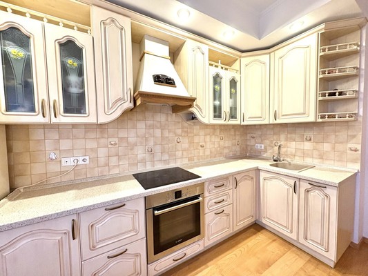 Продам однокомнатную (1-комн.) квартиру, Макаренко проезд, 3, Королев г