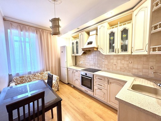 Продам однокомнатную (1-комн.) квартиру, Макаренко проезд, 3, Королев г