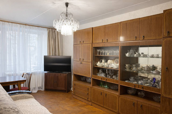 Продам трехкомнатную (3-комн.) квартиру, Дмитрия Ульянова ул, 43к1, Москва г