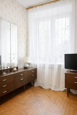 Продам трехкомнатную (3-комн.) квартиру, Дмитрия Ульянова ул, 43к1, Москва г