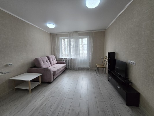 Продам однокомнатную (1-комн.) квартиру, Ленина (Ожерелье мкр.) ул, 9, Кашира г