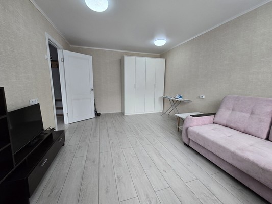 Продам однокомнатную (1-комн.) квартиру, Ленина (Ожерелье мкр.) ул, 9, Кашира г