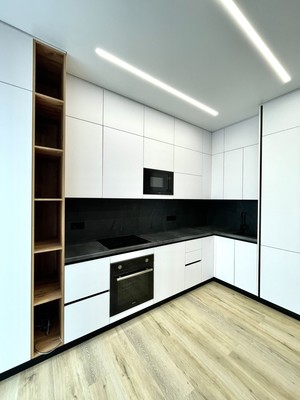 Продам однокомнатную (1-комн.) квартиру, Лермонтовская ул, 1, Москва г