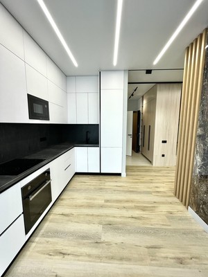 Продам однокомнатную (1-комн.) квартиру, Лермонтовская ул, 1, Москва г