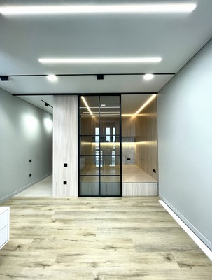 Продам однокомнатную (1-комн.) квартиру, Лермонтовская ул, 1, Москва г