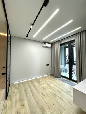 Продам однокомнатную (1-комн.) квартиру, Лермонтовская ул, 1, Москва г