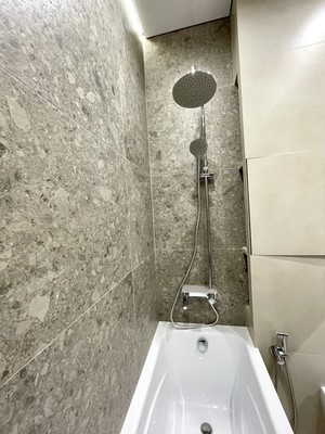 Продам однокомнатную (1-комн.) квартиру, Лермонтовская ул, 1, Москва г