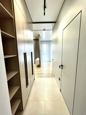 Продам однокомнатную (1-комн.) квартиру, Лермонтовская ул, 1, Москва г