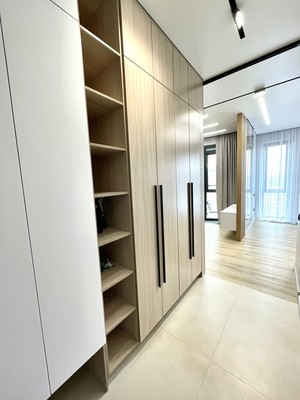 Продам однокомнатную (1-комн.) квартиру, Лермонтовская ул, 1, Москва г