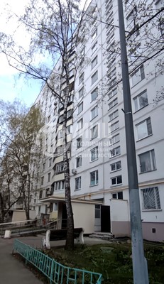 Продам трехкомнатную (3-комн.) квартиру, Азовская ул, 4, Москва г
