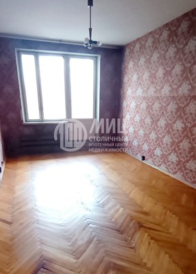 Продам трехкомнатную (3-комн.) квартиру, Азовская ул, 4, Москва г