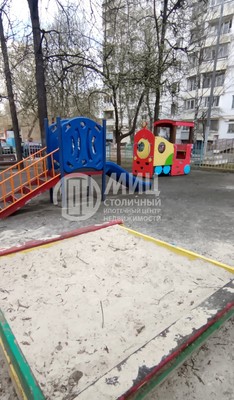 Продам трехкомнатную (3-комн.) квартиру, Азовская ул, 4, Москва г