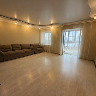 Продам трехкомнатную (3-комн.) квартиру, Академика Королева ул, 22, Астрахань г