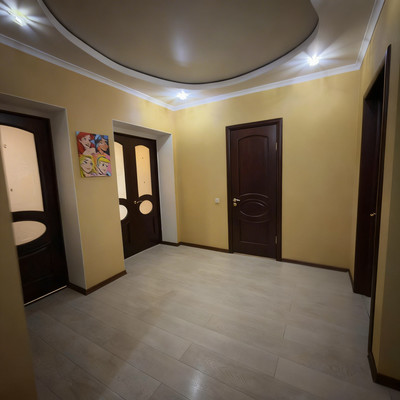 Продам трехкомнатную (3-комн.) квартиру, Академика Королева ул, 22, Астрахань г